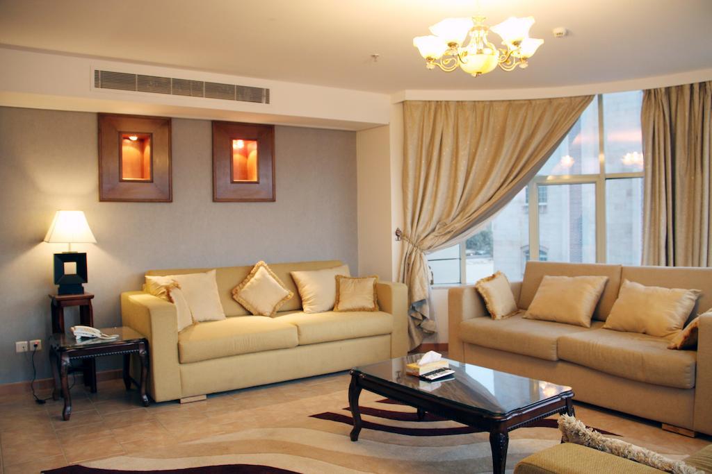 Sadeem Al Fajr Hotel Suites ターイフ エクステリア 写真